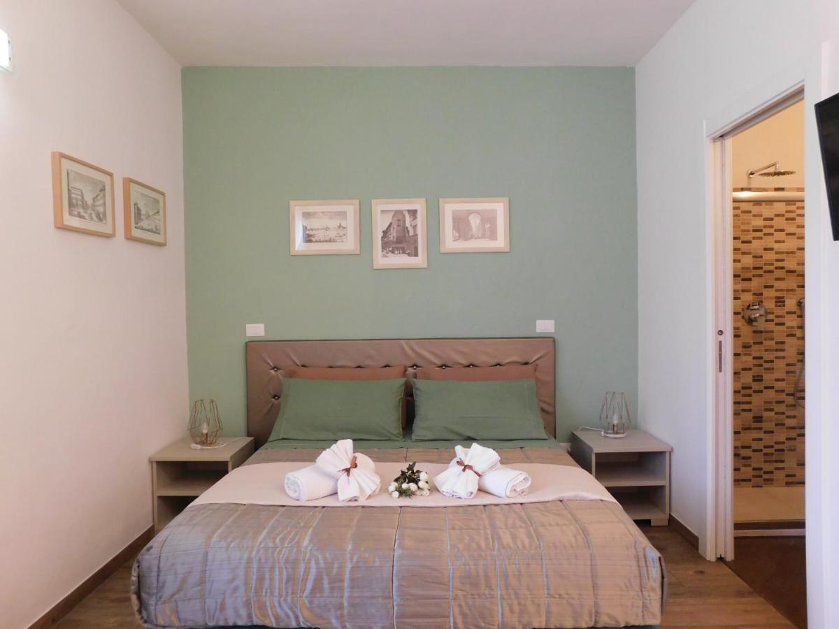 Porta Alla Croce Guest House Florencia Exterior foto