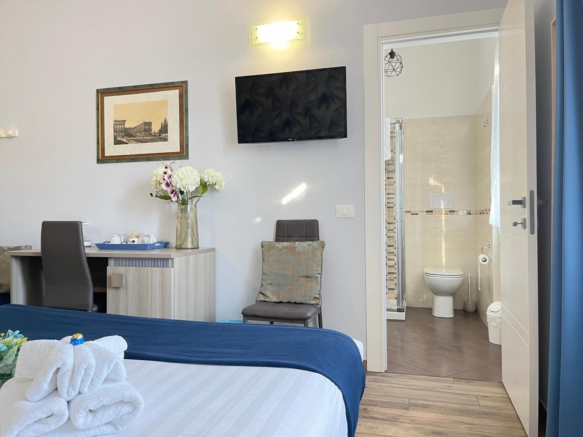 Porta Alla Croce Guest House Florencia Exterior foto